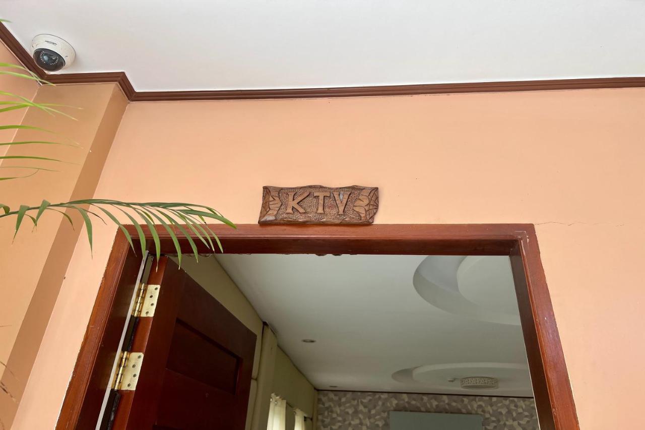 Dinah'S Tourist Inn Puerto Princesa Εξωτερικό φωτογραφία