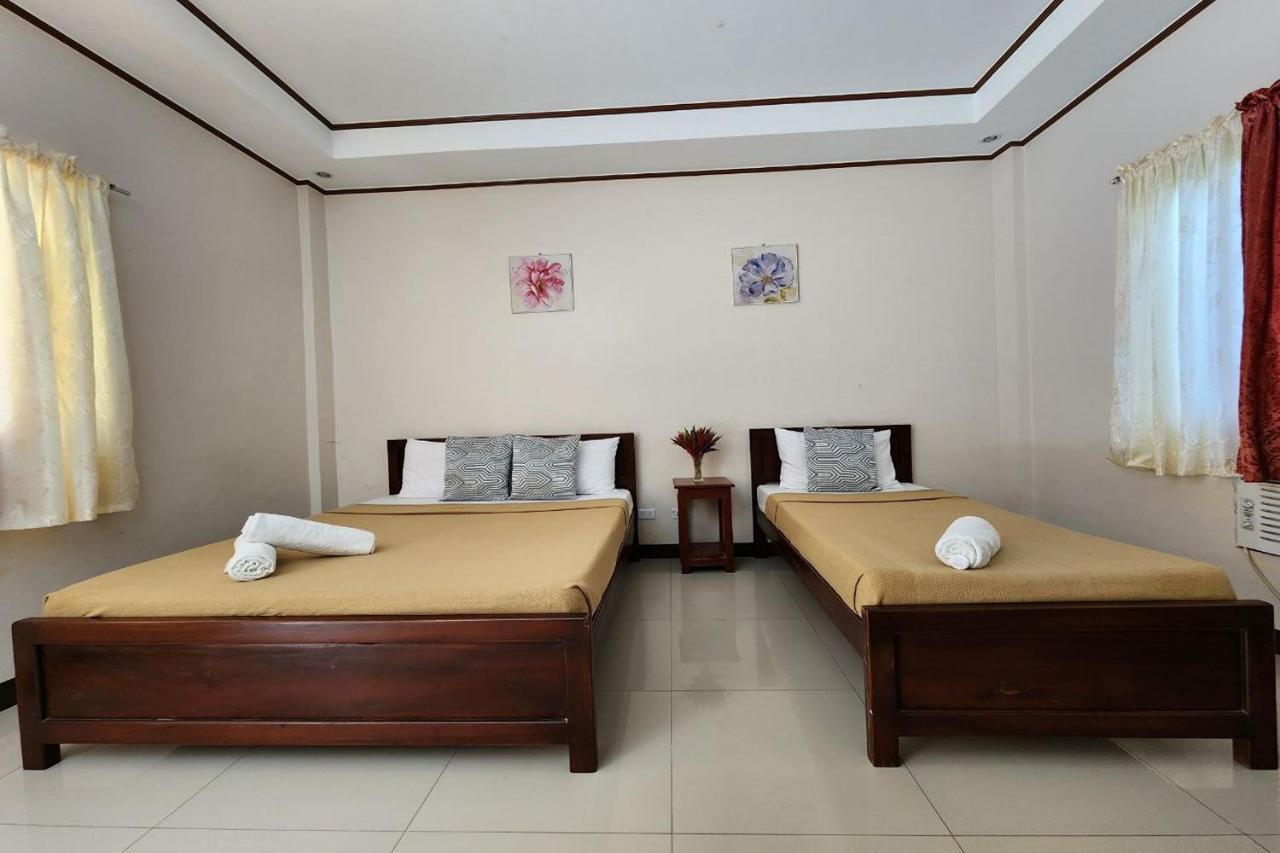Dinah'S Tourist Inn Puerto Princesa Εξωτερικό φωτογραφία