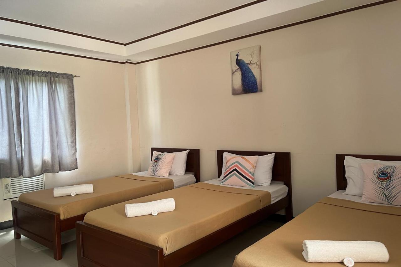 Dinah'S Tourist Inn Puerto Princesa Εξωτερικό φωτογραφία
